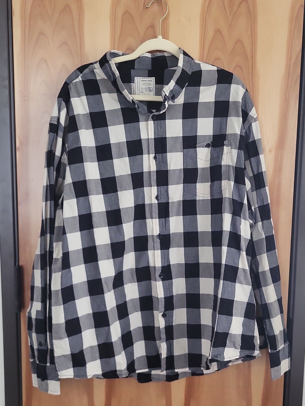 Alexander Julian Men's Black & Cream Check Button-Down Shirt